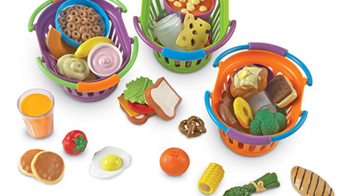 learning resources new sprouts classroom play food set